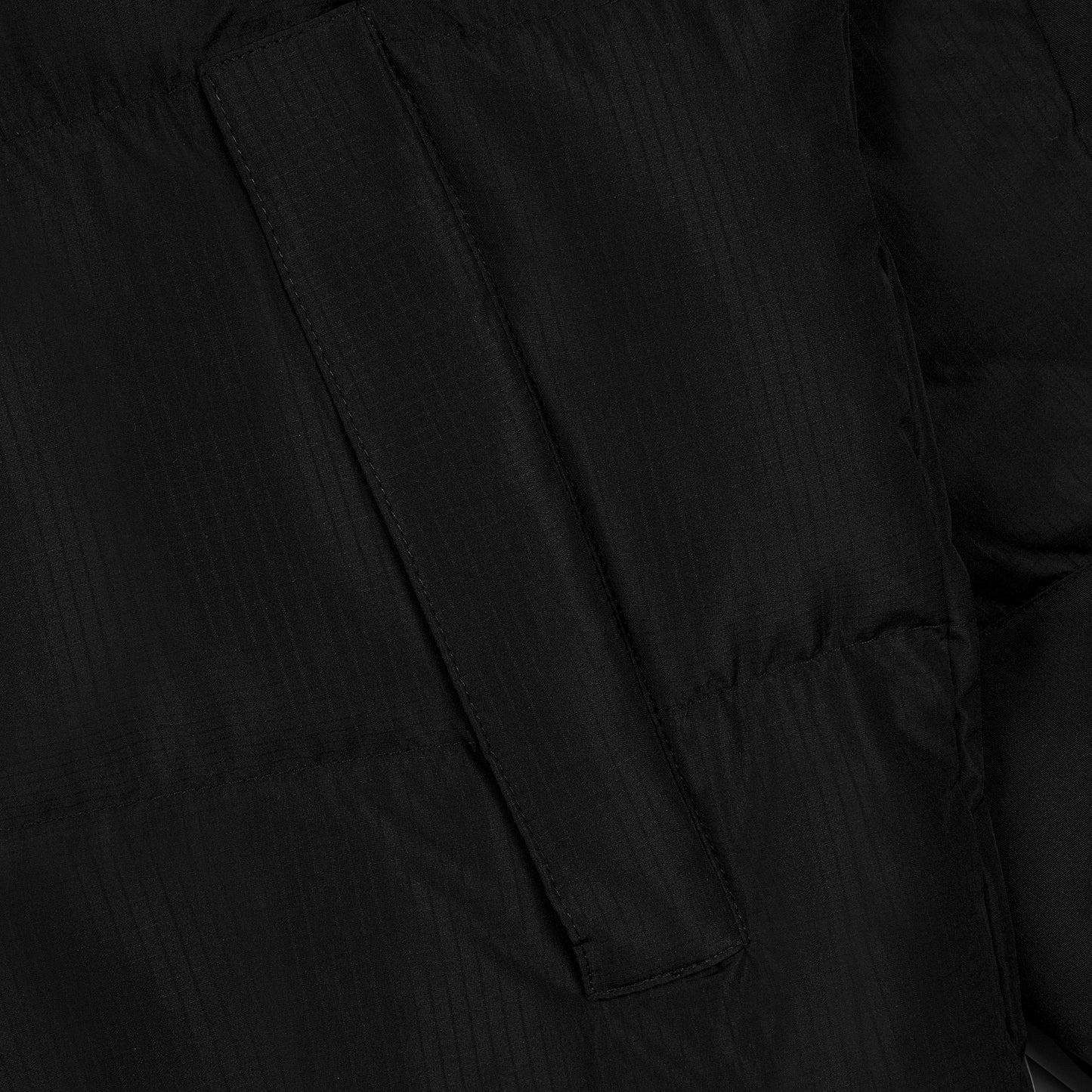 "void" Puffer black