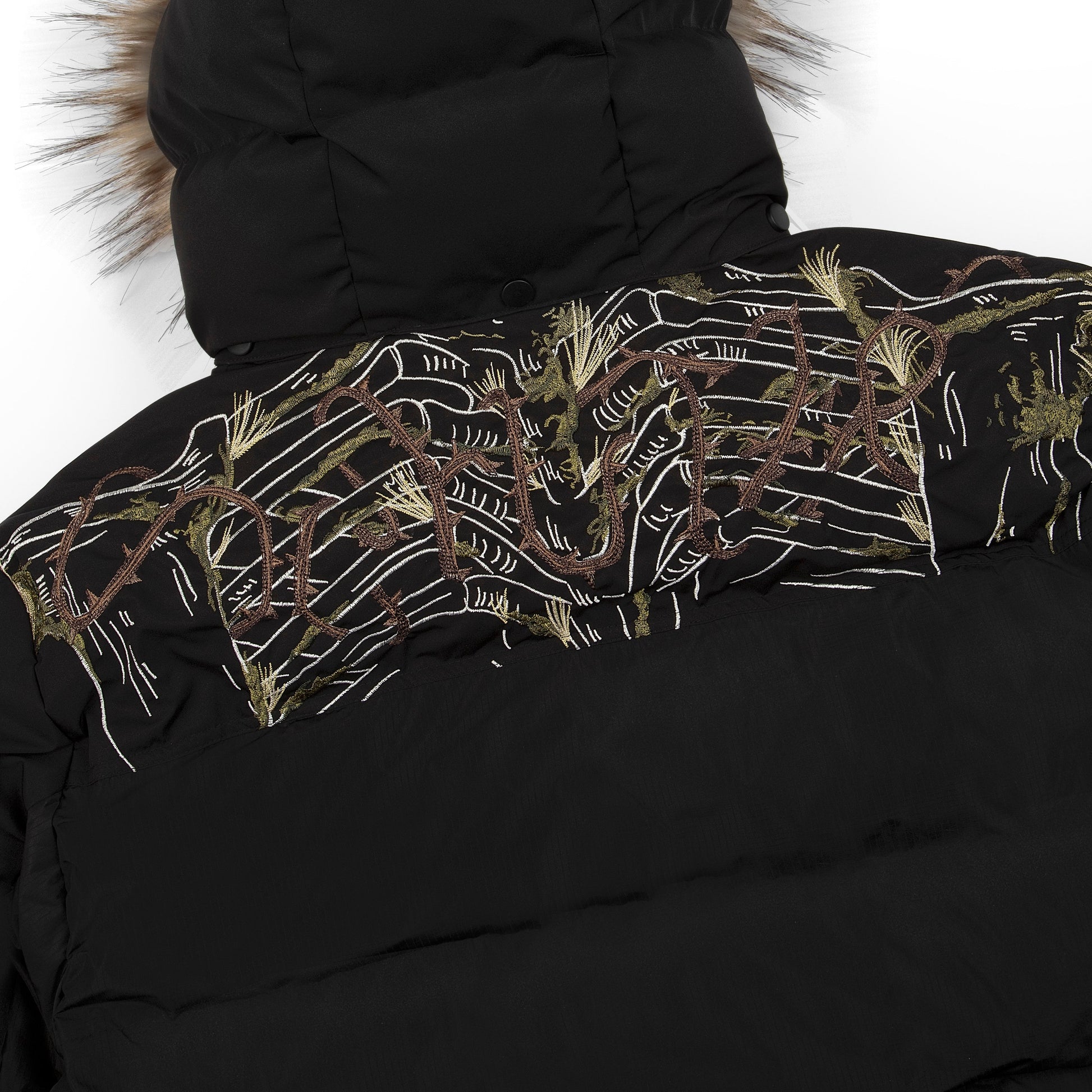 "void" Puffer black
